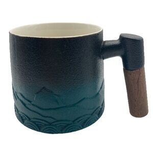 Zens Incised Ceramic Tea Mug with  Mountain and Sea Pattern Teal Black Wood